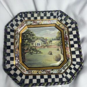 Mackenzie-Childs MacLachlan Dinner Plate
Square (wear, see pictures)